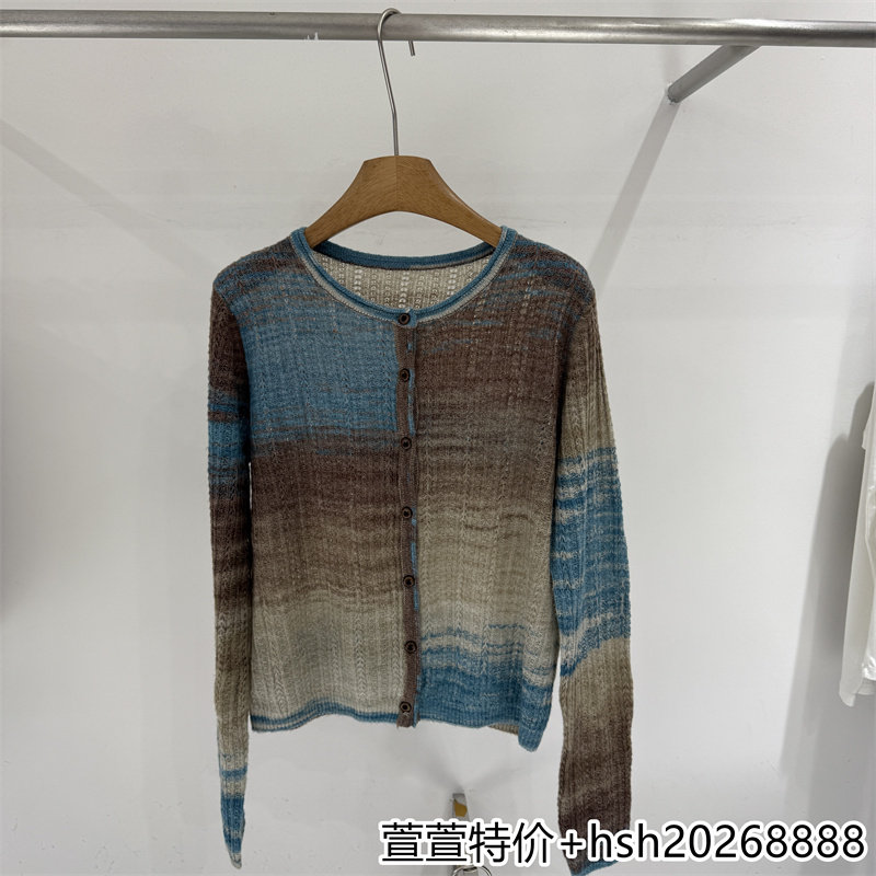欧洲站2026早秋新款时尚百搭圆领拼色上衣洋气山羊绒羊毛针织开衫