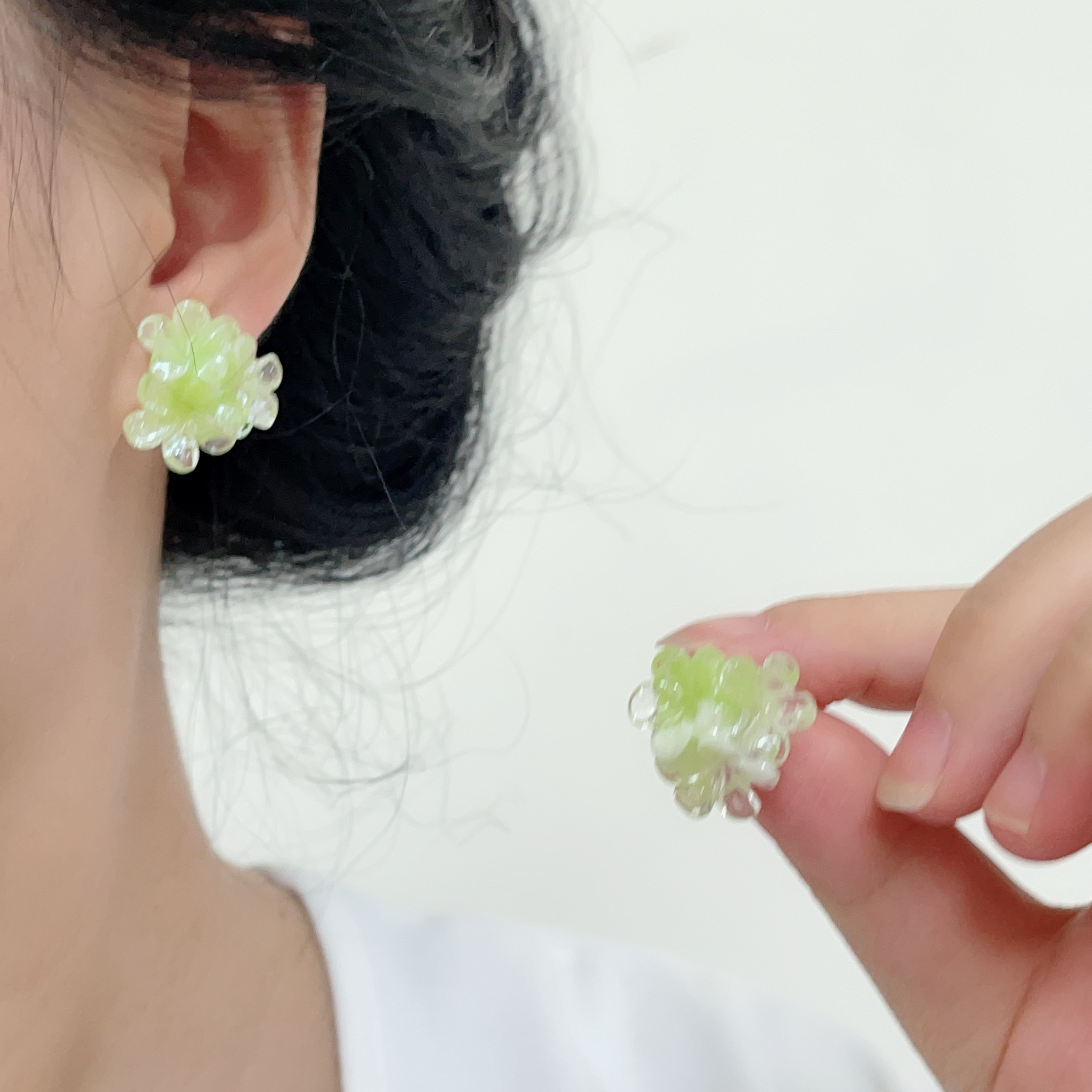 小清新绿色晕染三生花耳环女纯钛针防过敏小众设计感甜美耳饰耳钉