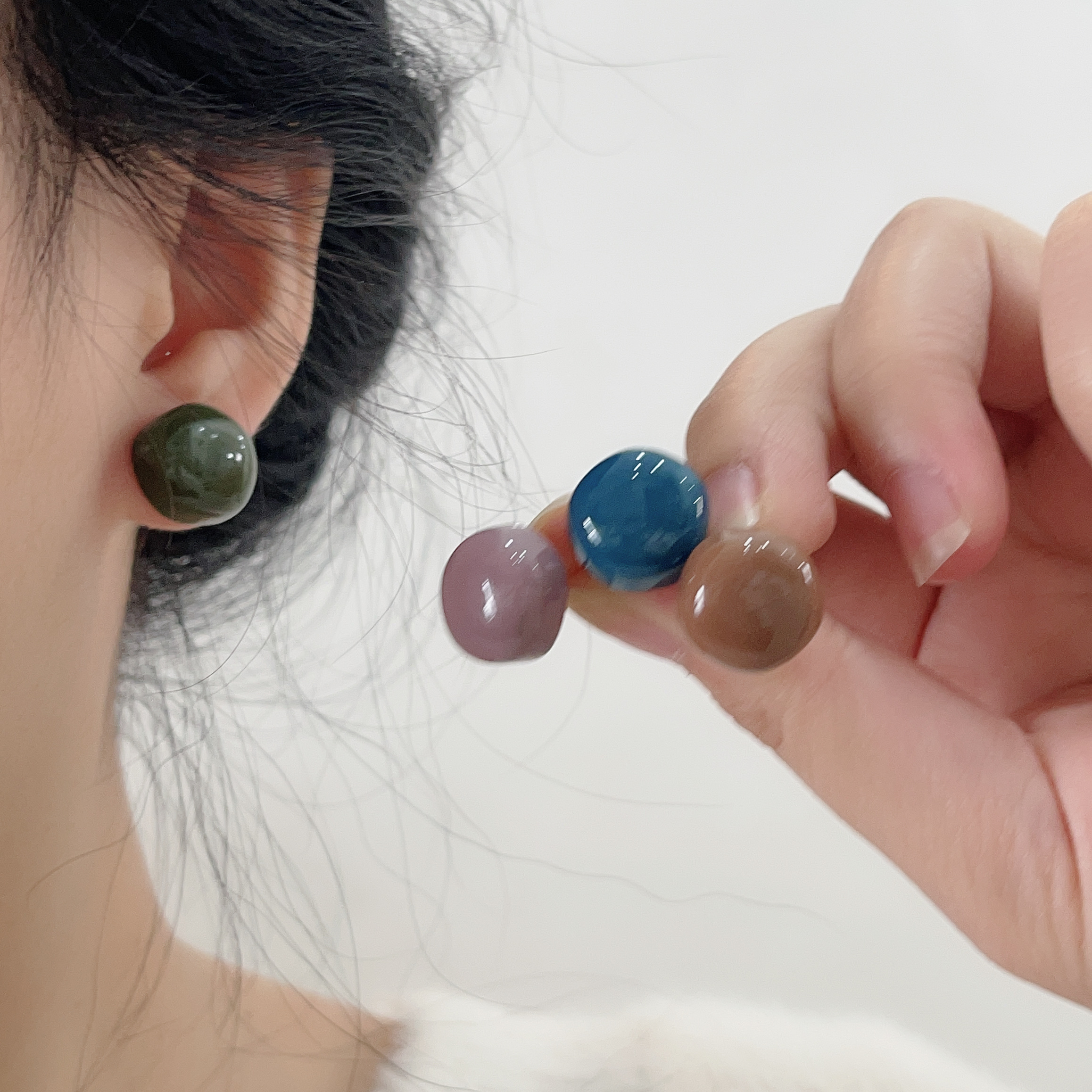 新款小圆球耳钉女银针小巧简约莫兰迪纯色耳环甜美百搭气质耳饰