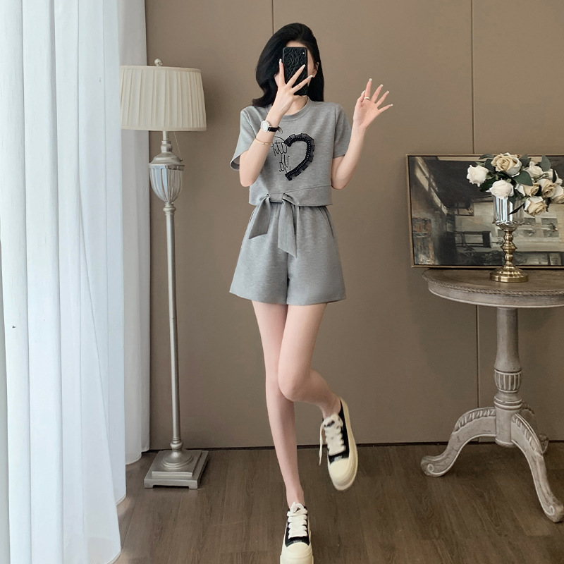 2025休闲运动套装女夏季新款小个子时尚减龄短袖短裤跑步服两件套