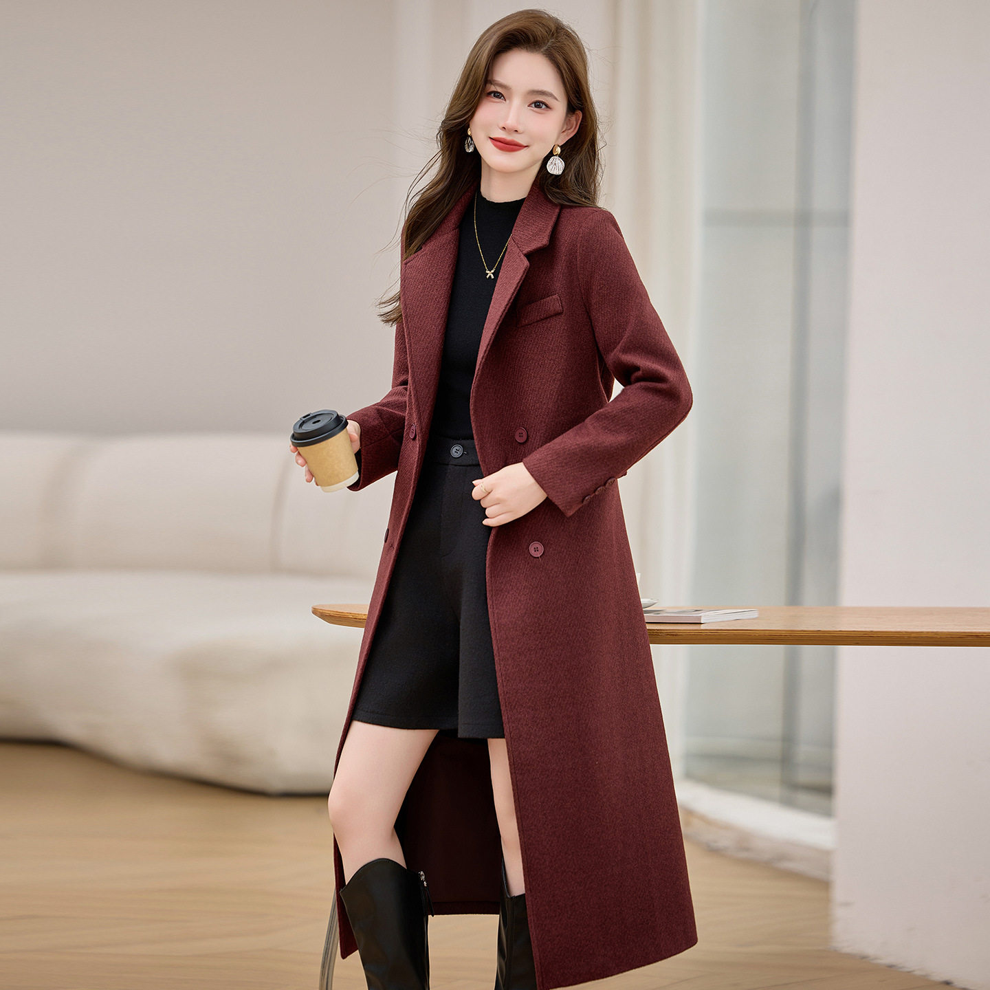 女式轻奢毛呢外套2025秋冬新款女装系带双排扣长款西装领呢大衣