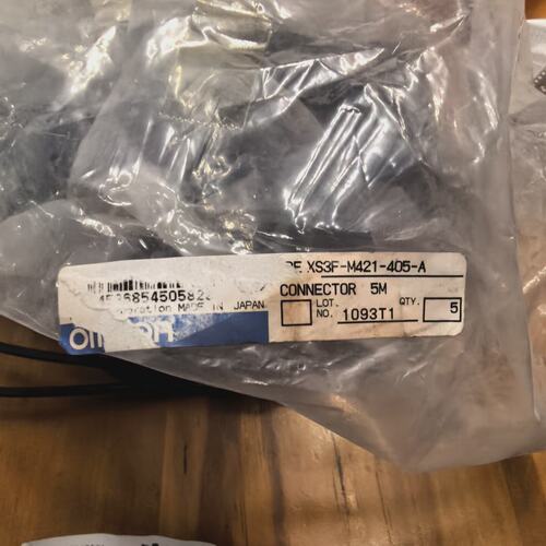 议价连接器XS3F-M421-405-AXS3F-M421-402-AXS3F-M421-410-A