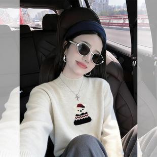 慵懒风米色卡通小熊半高领针织衫女秋冬新款宽松遮肉内搭毛衣上衣