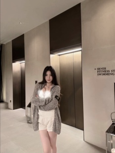 车迟恩 Chien花灰色长袖针织开衫秋冬宽松显瘦立领拉链毛衣外套女