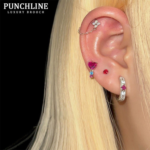 玫红色爱心独特耳环耳骨钉爆闪