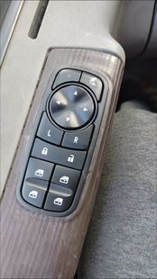 东风汽配天龙KL天锦KR车门电动窗倒车镜加热调节玻璃升降器开关