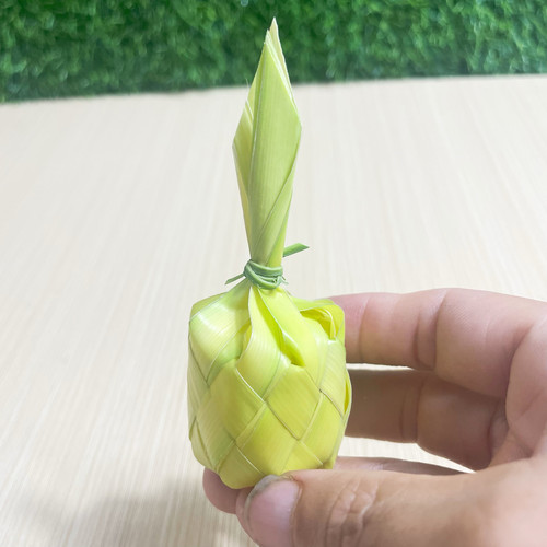 棕叶编织菠萝摄影道具学生手工作业橱窗摆件手工diy成品玩具摆件