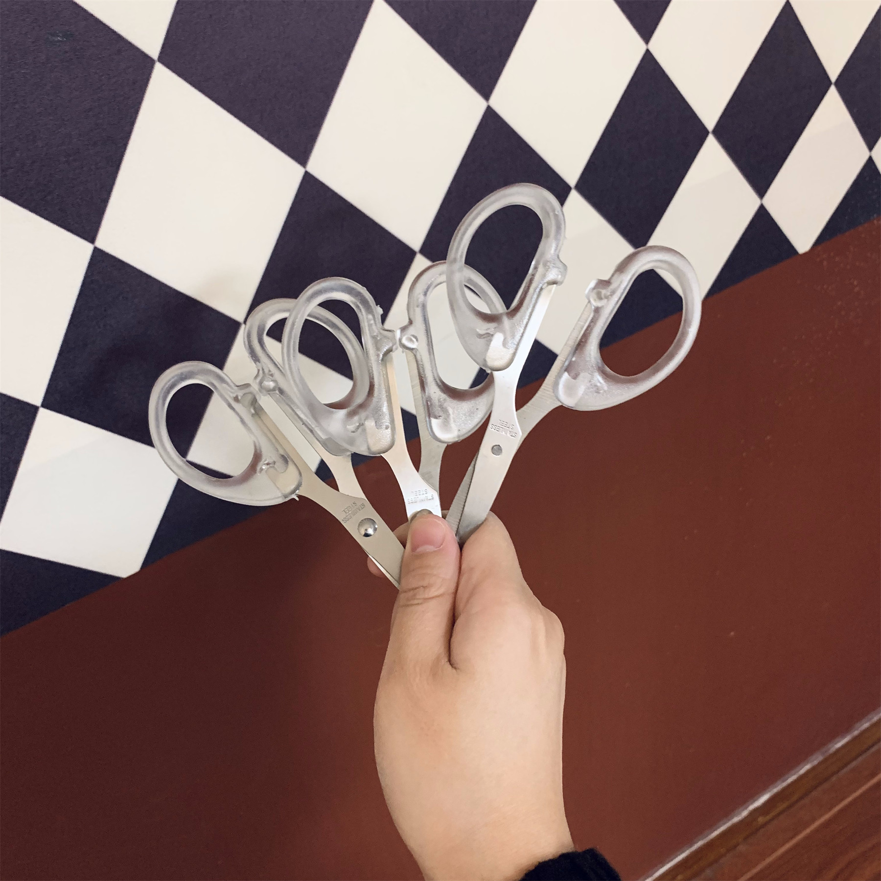 FACAI 일일 잡화 20위안 이상 무료 배송 투명 소형 가위 휴대용 분해 특급 소형 가위 다기능 가위