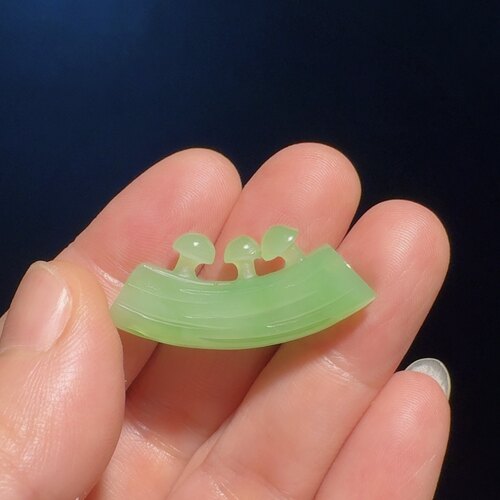 和田玉碧玉翠青果绿镂空雕刻节节高挂件吊坠手链项链配饰锁骨链