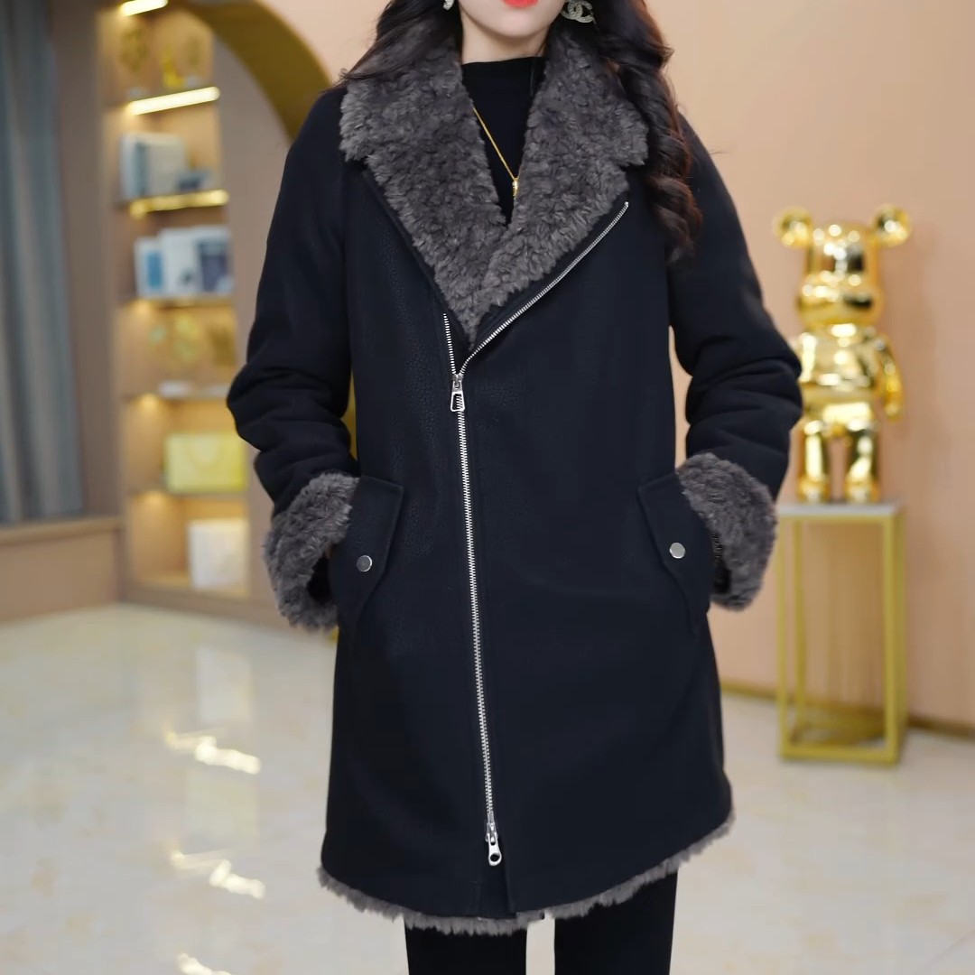 加厚保暖皮毛一体黑色外套2025冬季新款显瘦洋气气质今年流行爆款