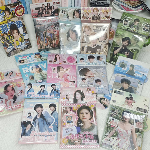 KPOP内娱白鹿GIDLE宋雨琦吒明星专辑宝怪咔叽卡辑周边自印小卡ins