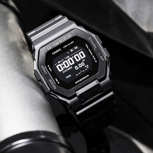 卡西欧G-SHOCK月相蓝牙男表
