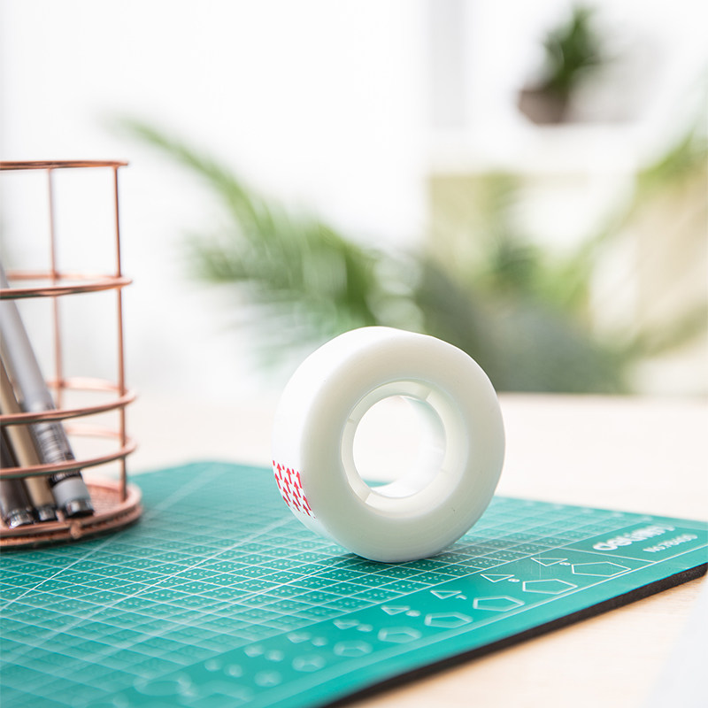 得力30120易撕隐形文具胶带18mm1卷隐形胶带写字半透明可书写可复制