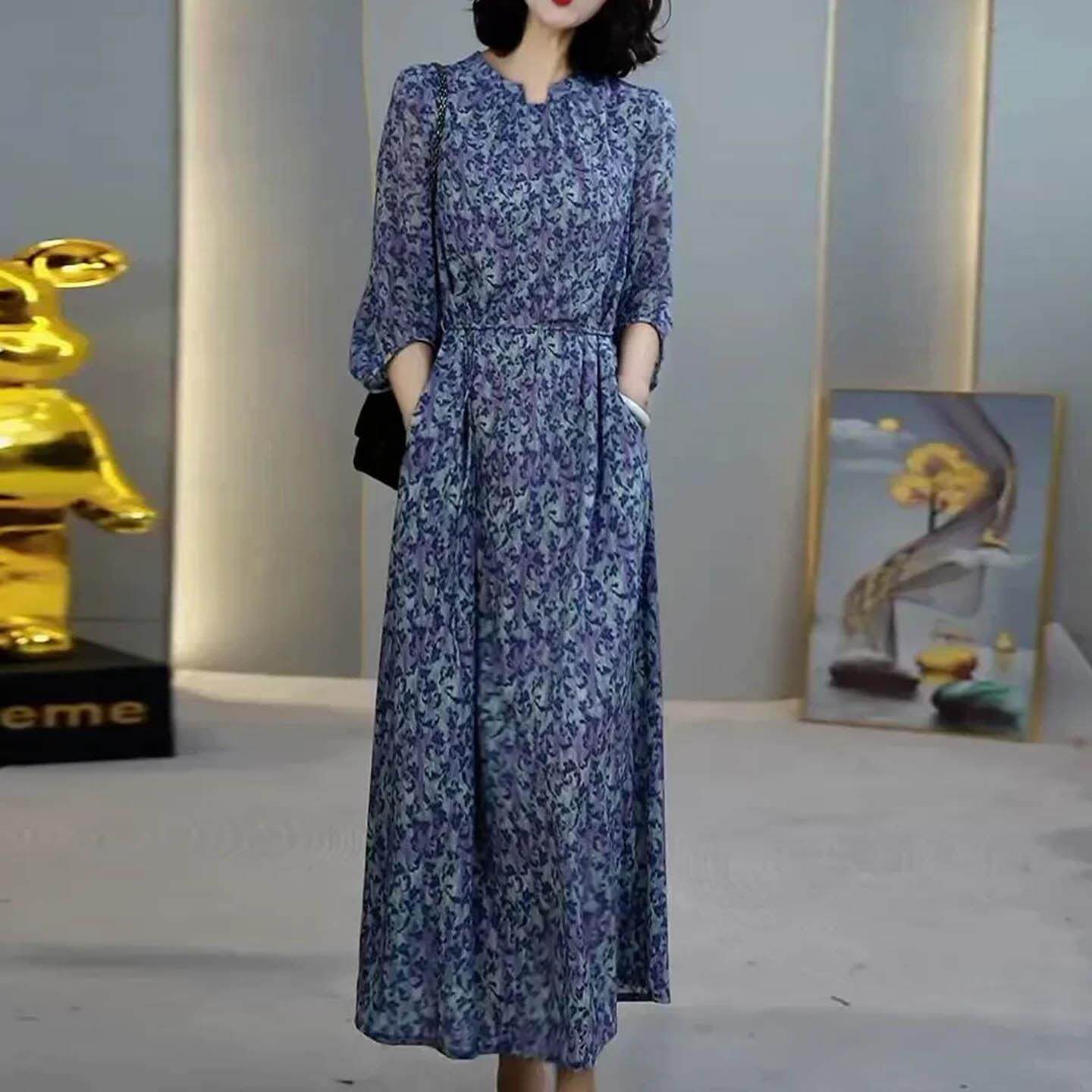 特大码女装高级感轻奢小众不撞款裙子春夏新款中年妈妈碎花连衣裙