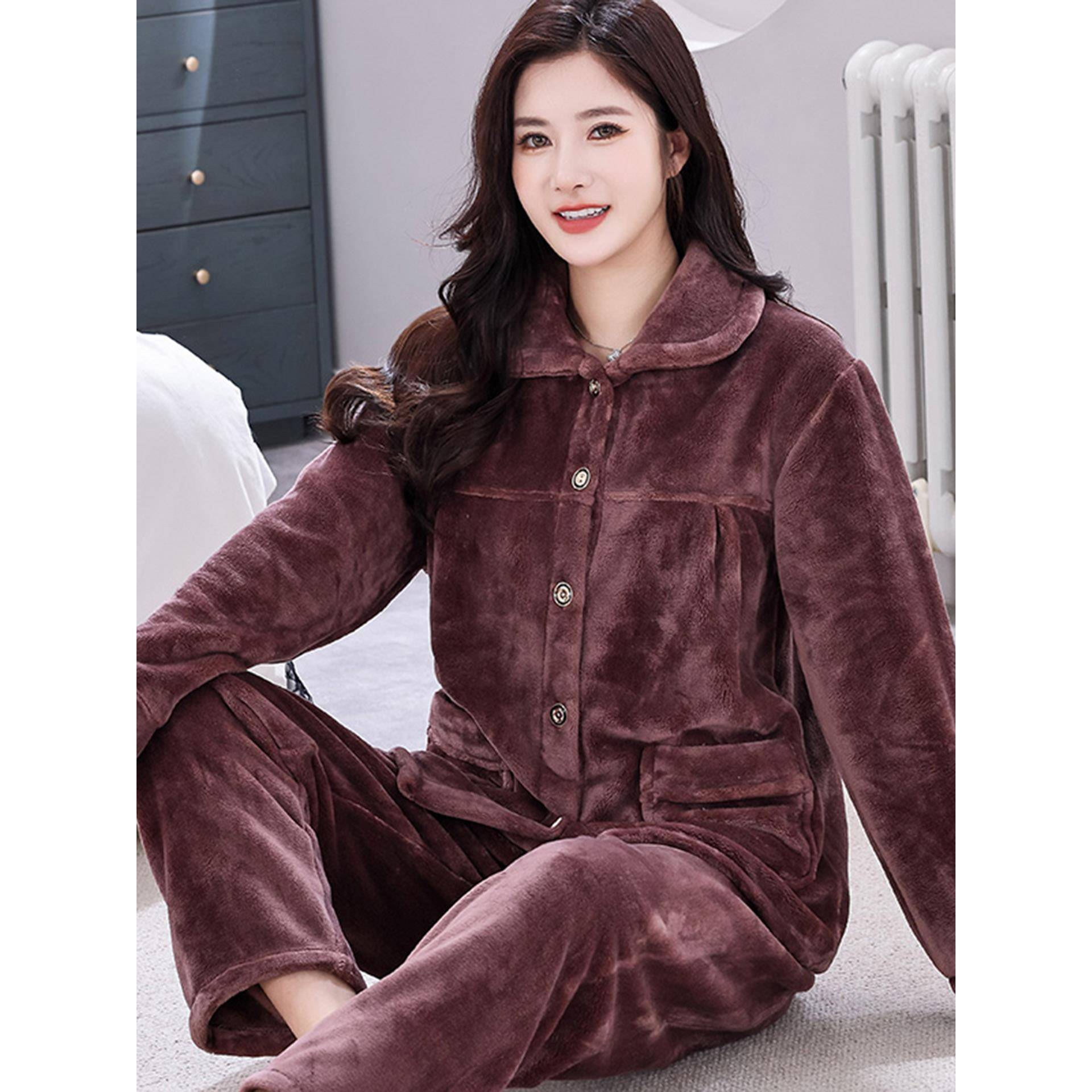 女款睡衣冬季开衫套装珊瑚绒保暖加厚可外穿家居服中老年1111w