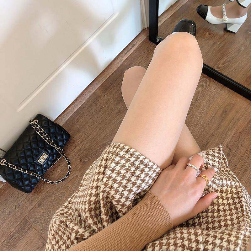 夏季肉色的长袜妇女在和薄的反抢夺白色连裤袜裸肤色裸露的0503z
