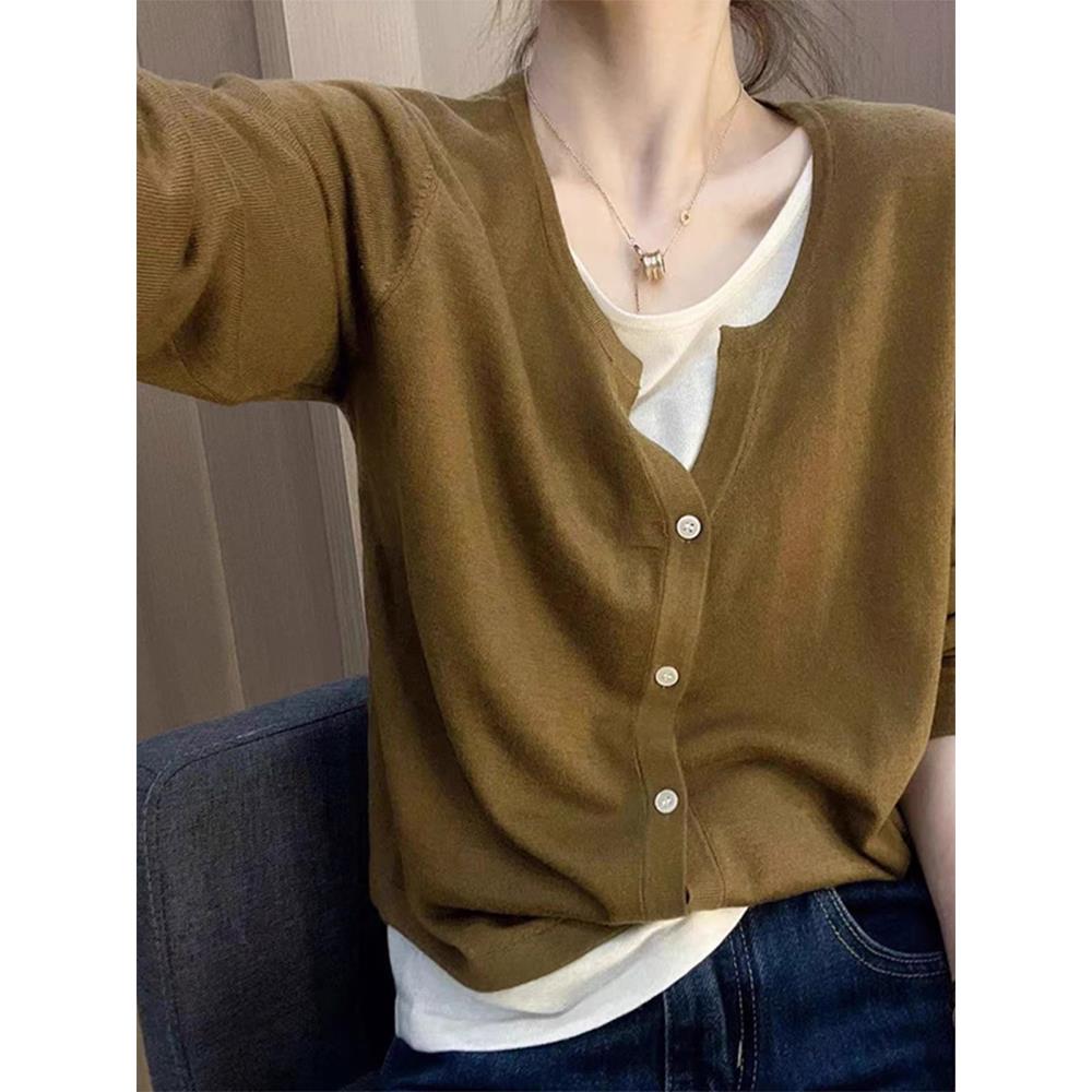 枣红色假两件V领长袖针织衫女冬穿搭新款宽松毛衣打底衫上衣1205w