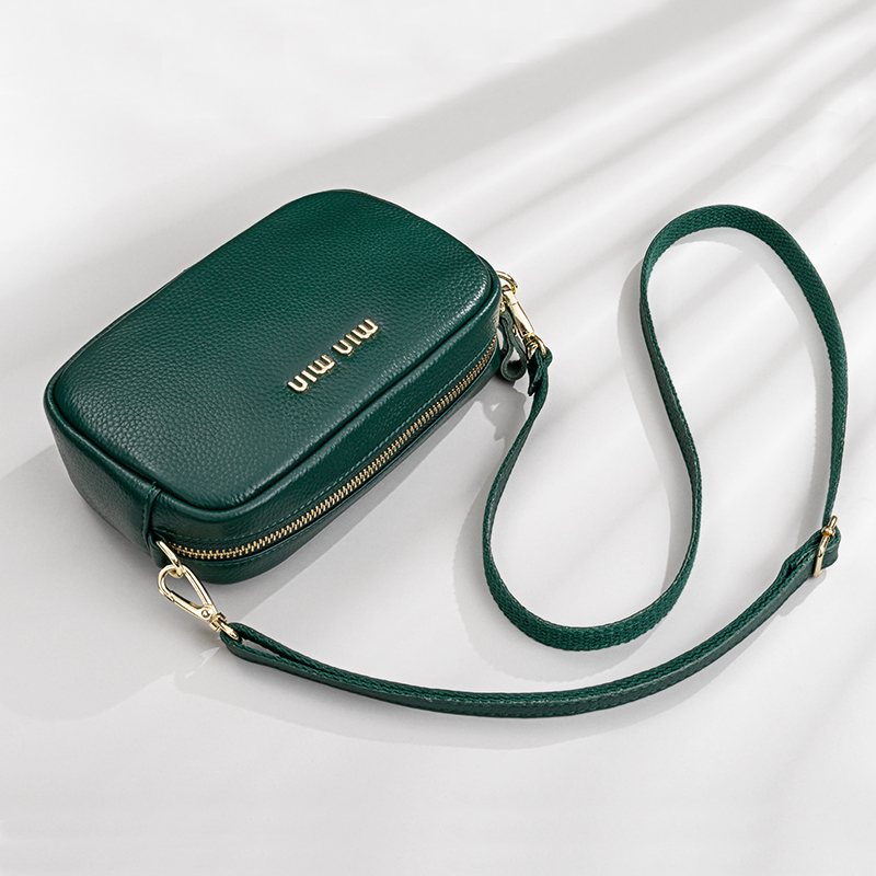 包包女新款时尚风女式斜挎包包