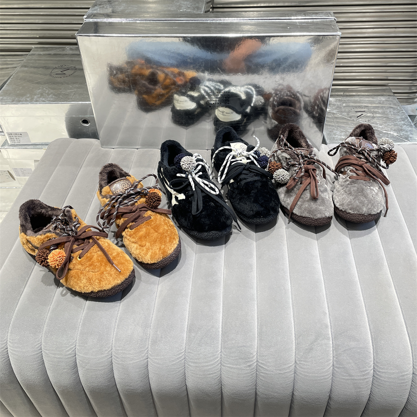 乐魔欧洲站冬款加绒真皮休闲板鞋