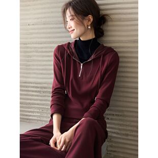 沫晗依美仿羊绒针织糯米套装2025秋季新款连帽运动套装修身两件套