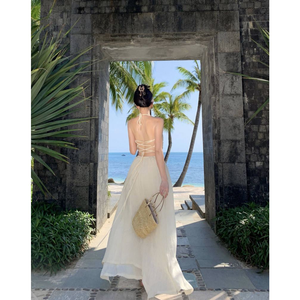 实拍度假感两件套新款上市淑女碎花优质午日记拍照绝美海边连衣裙