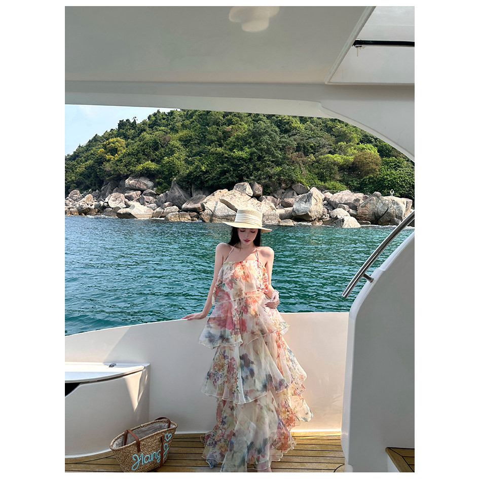 绝美小个子新款上市印花层叠挂脖纱裙女纯欲露背连衣裙边度假长裙