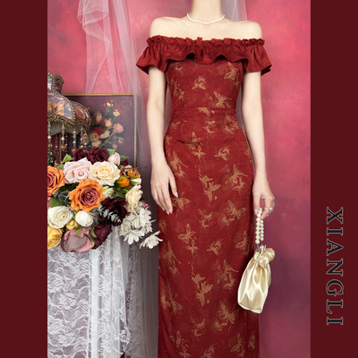 巷里法式复古订婚敬酒一字肩礼服