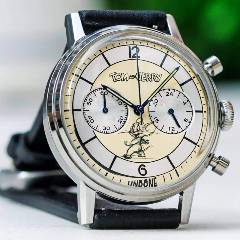 undone纪念款计时情侣表