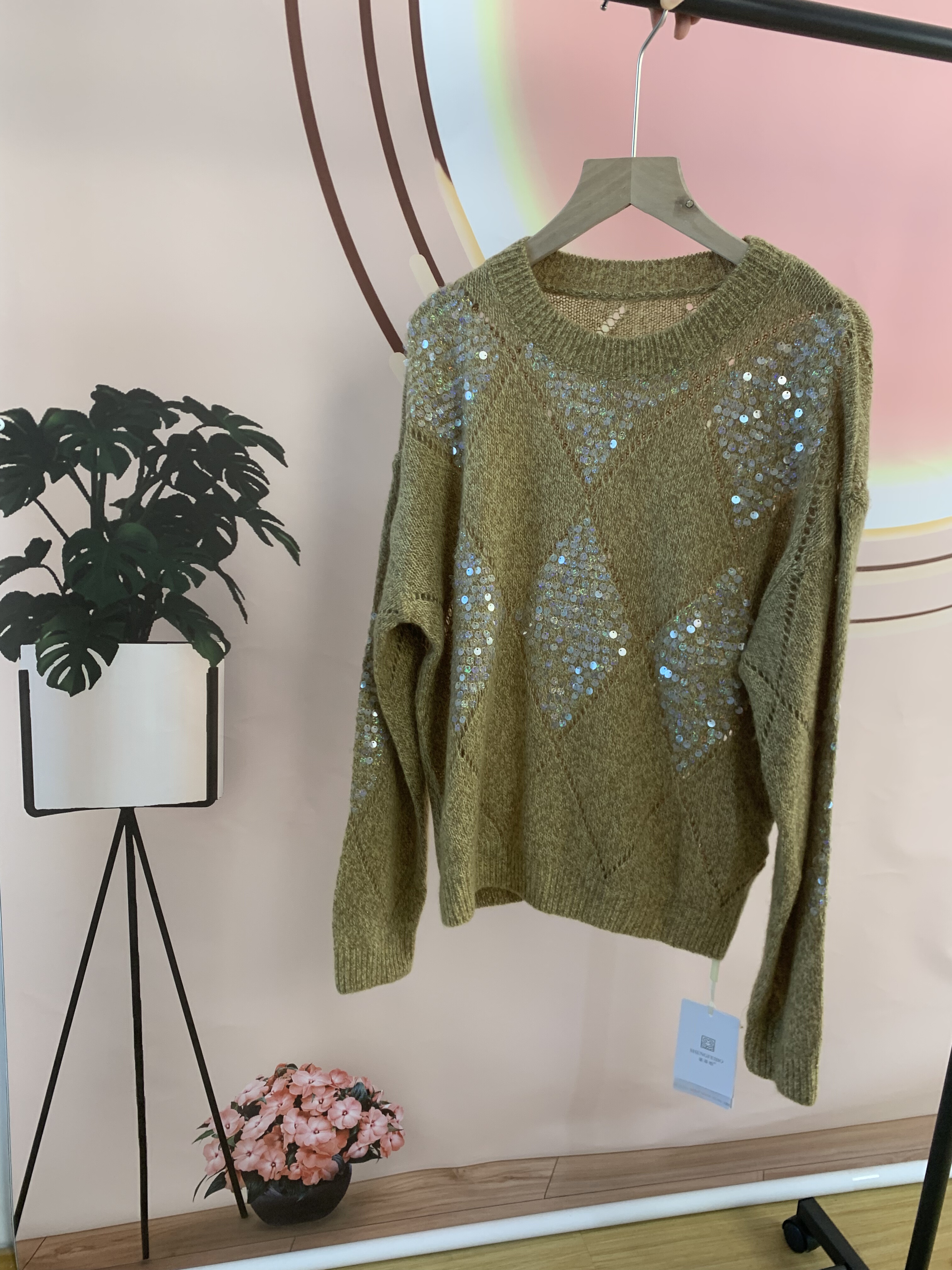 2025年冬季新款女装重工亮片针织衫高级感