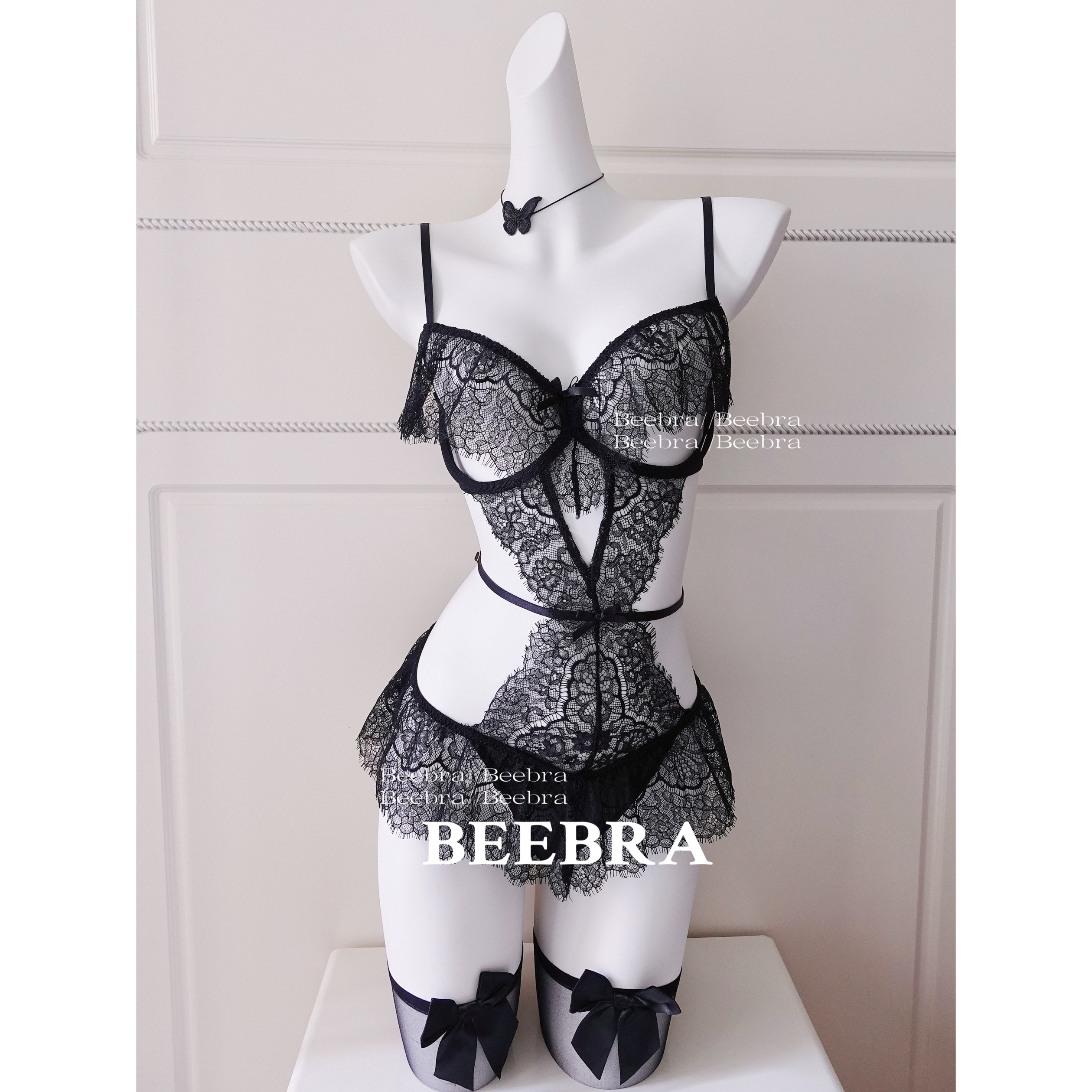 蜜罐Beebra 「往日时光」质感法式睫毛蕾丝性感连体衣纯欲套装