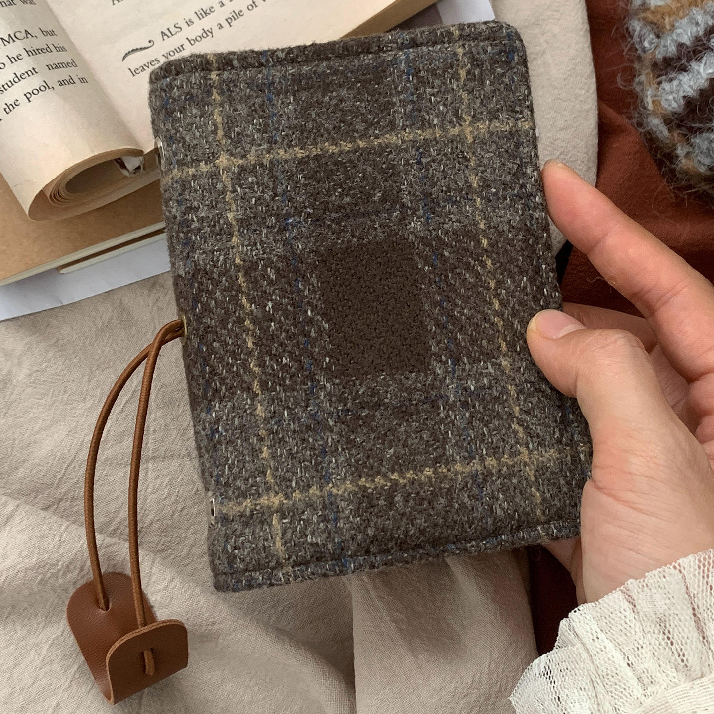 M5复古毛呢格子手账本日记笔记本小香风学院风毛呢编织面料