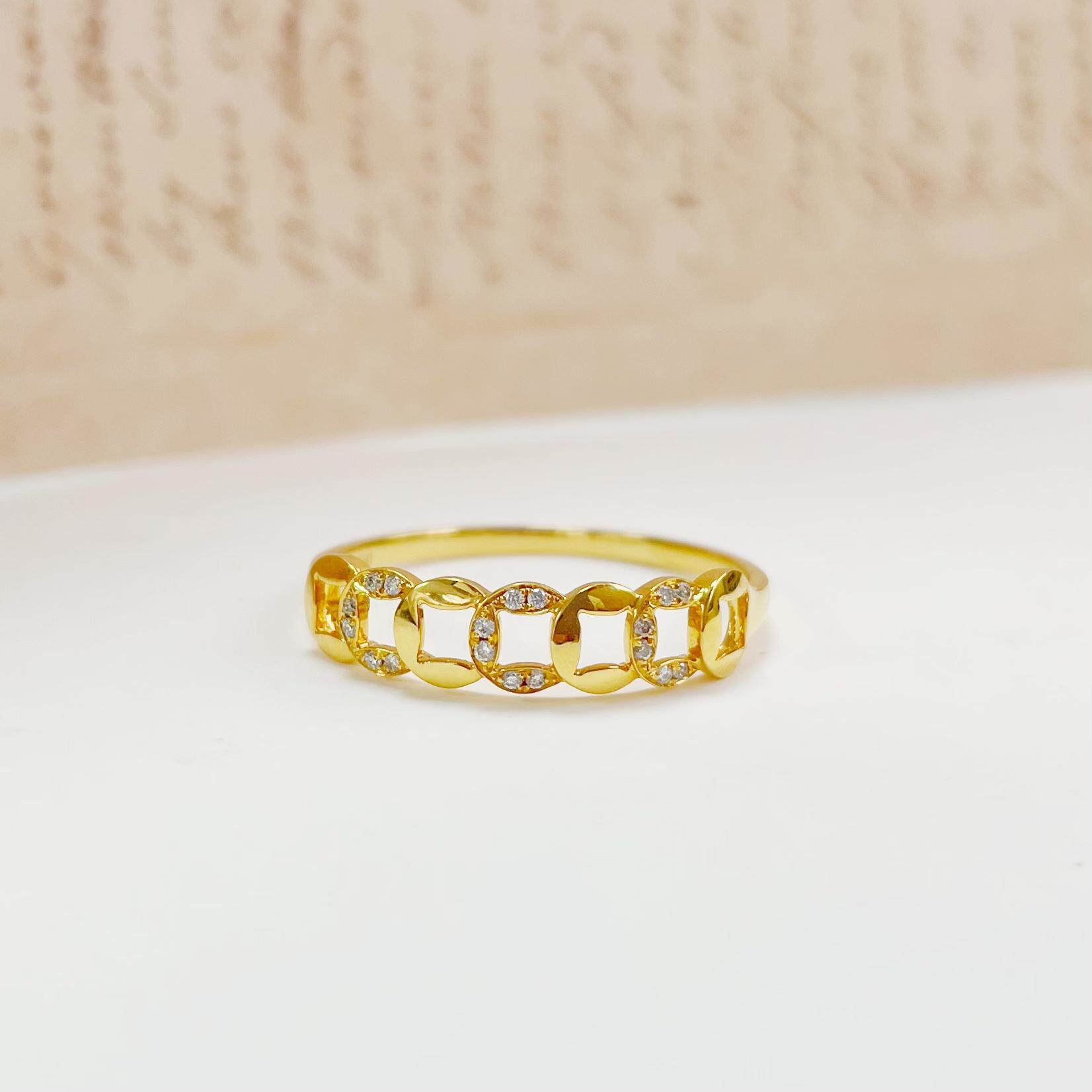 18K金时尚休闲女戒指黄金色镂空戒子彩金指环潮流简约手饰女饰品