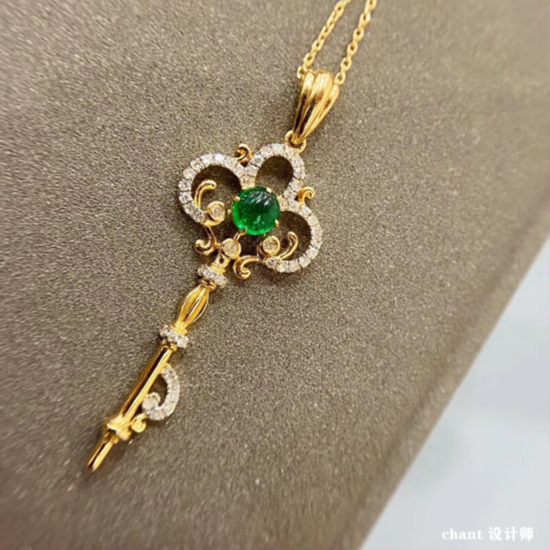 轻奢复古祖母绿钥匙项链 女宫廷纯银镀18K黄金圆形宝石钻石锁骨链