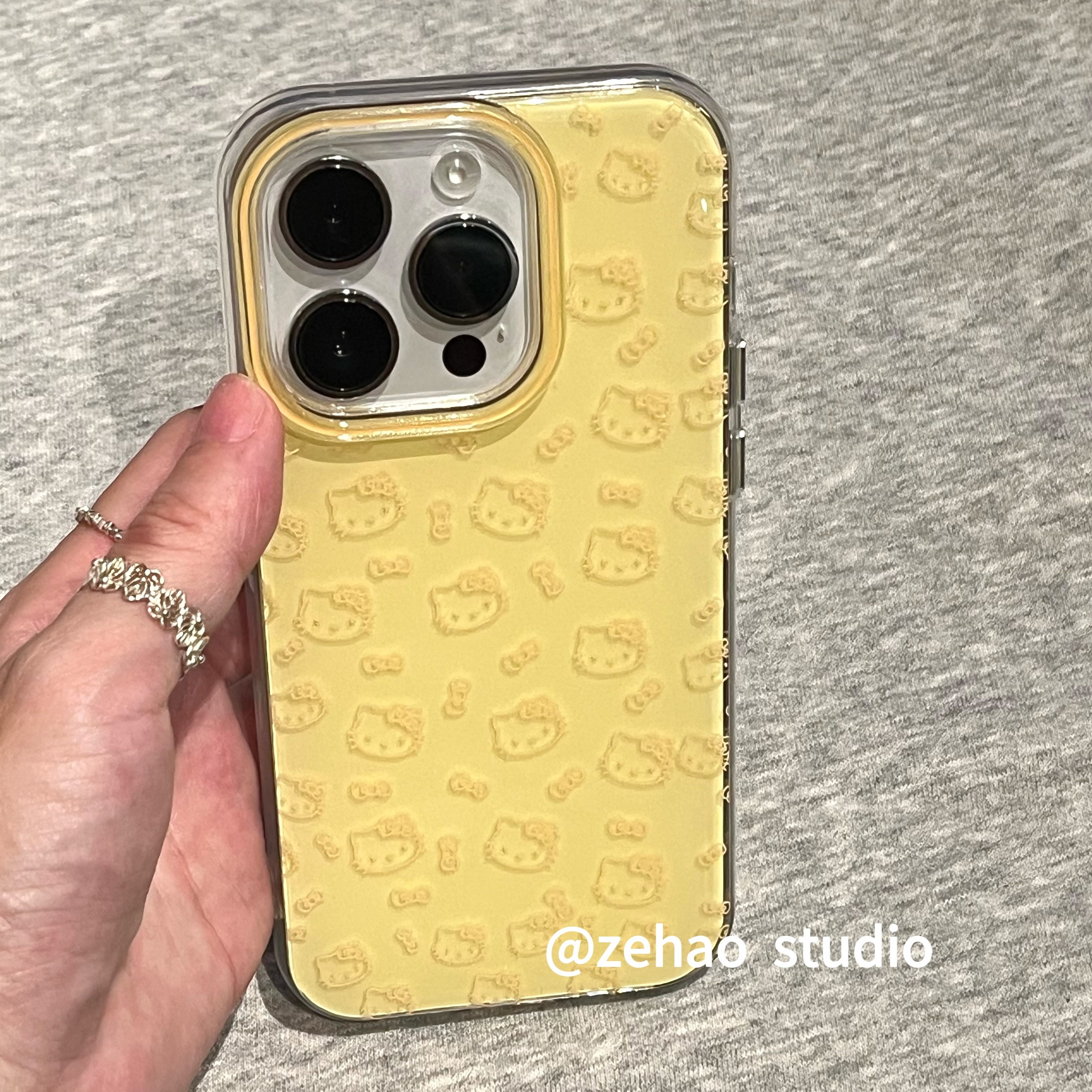 ZEHAO*ins简约黄底线条kitty立体印花韩系14适用iphone16promax苹果16pro手机壳苹果16/13软15Promax保护套女