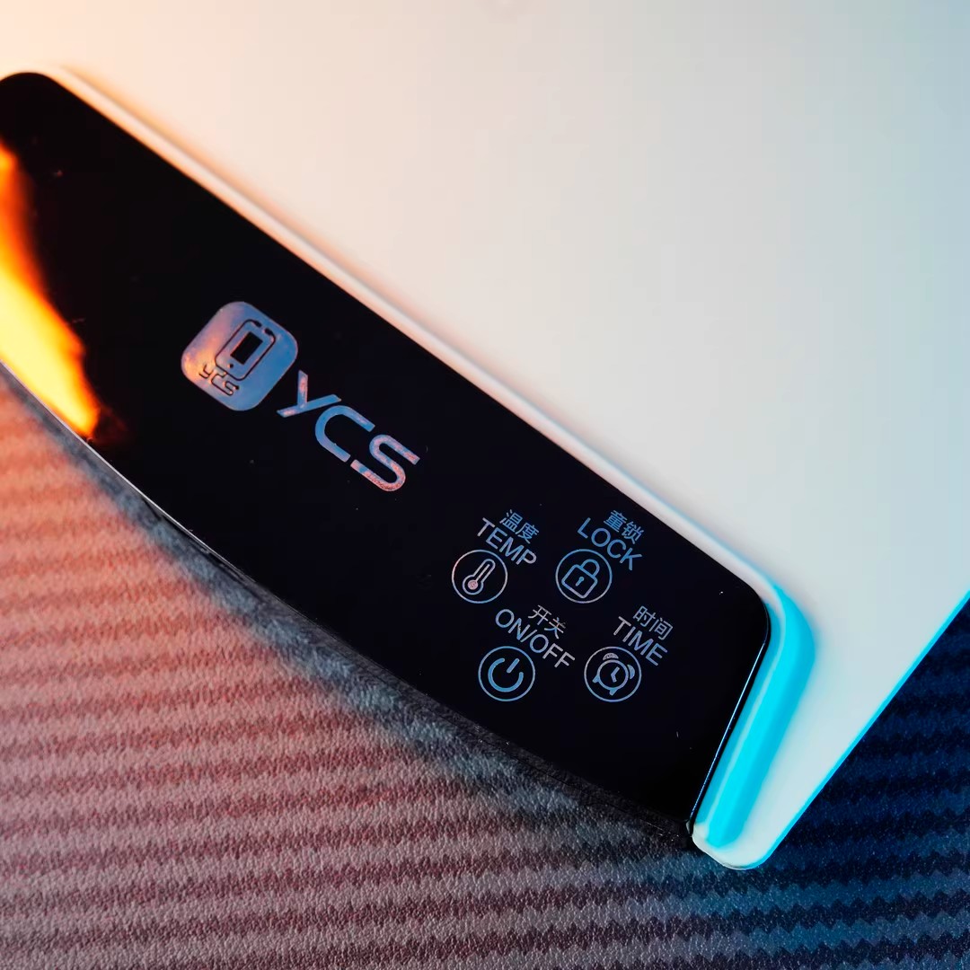 杨长顺维修家手机屏幕后盖加热垫