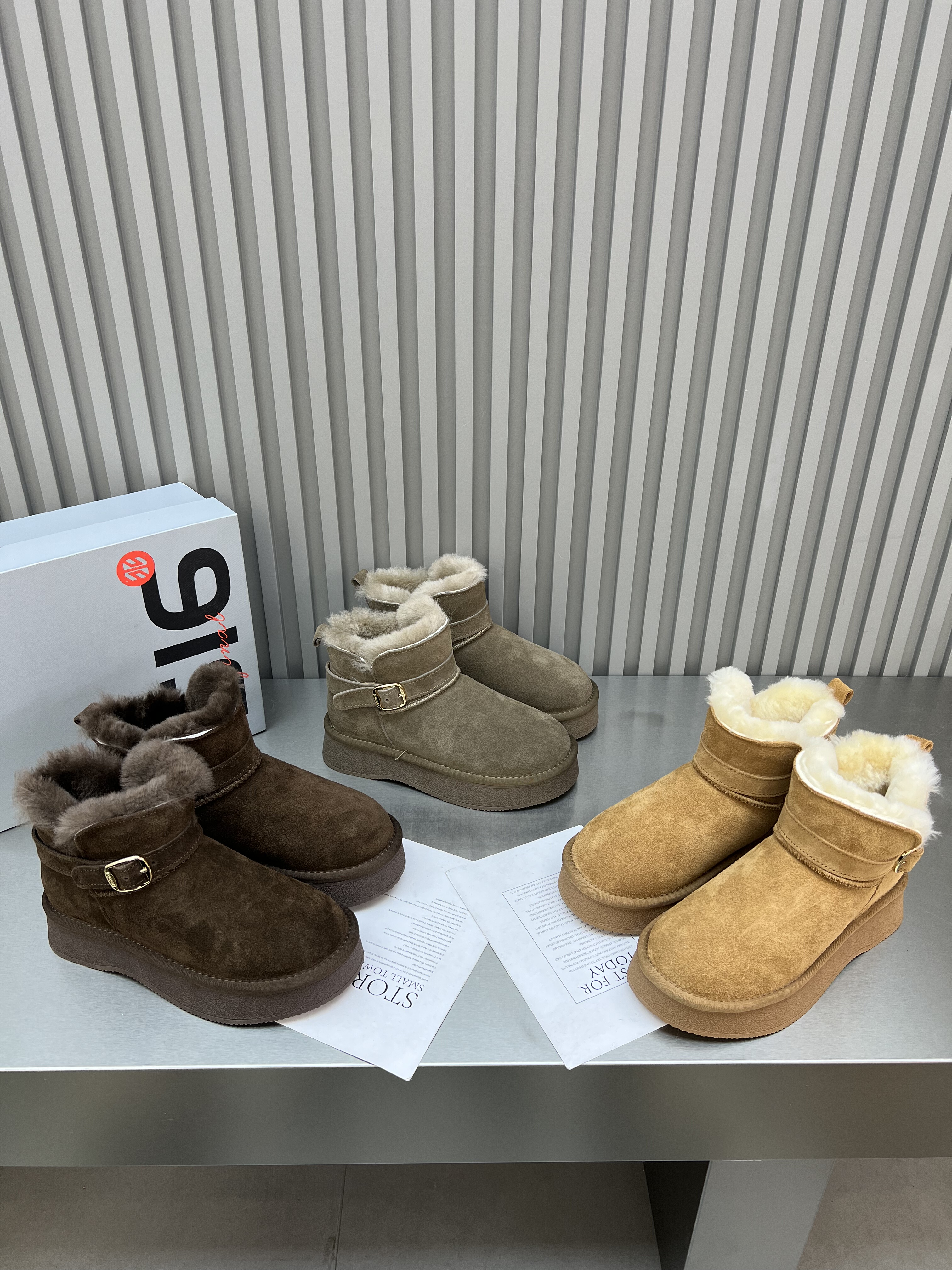 2025冬季新款真皮厚底雪地靴女鞋加绒加厚保暖棉鞋皮带扣东北棉靴