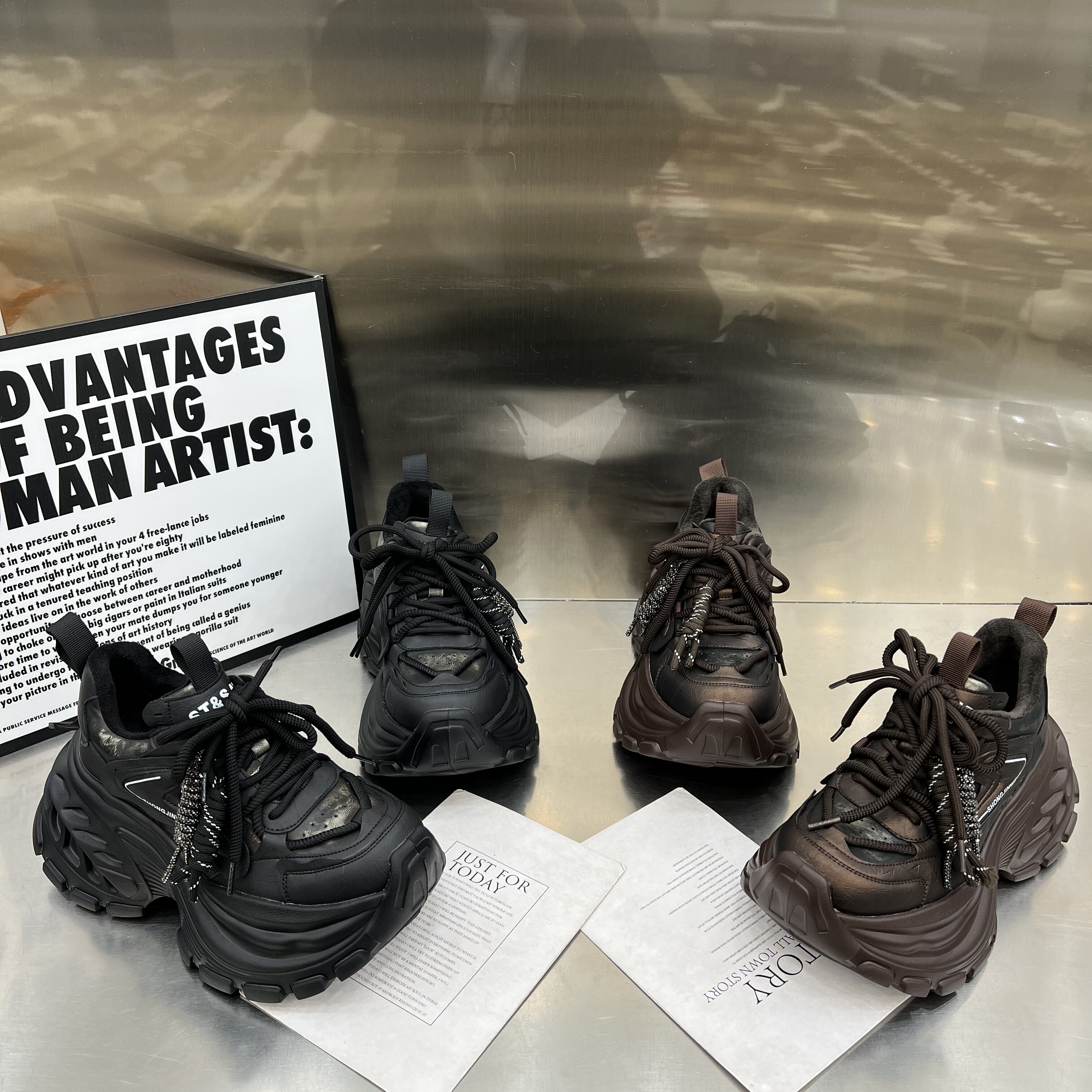 欧洲站真皮厚底老爹鞋女鞋2025冬季复古增高休闲运动鞋百搭松糕鞋