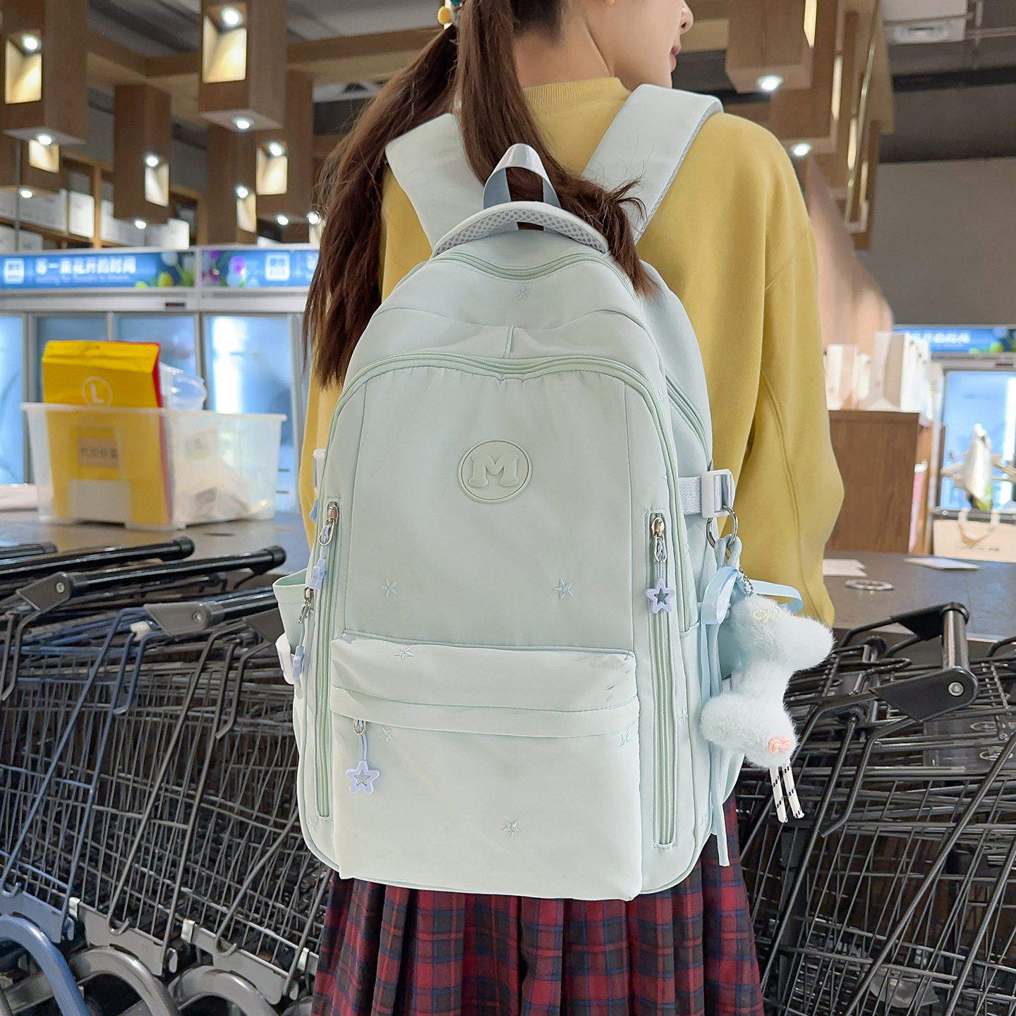 法国Uamtor新款高颜值书包女初中生护脊高中生减负双肩包学生背包