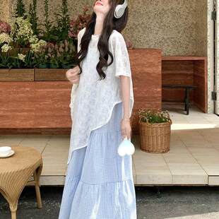 绝美小清新连衣裙女夏2026新款度假风不规则罩衫格子吊带裙两件套