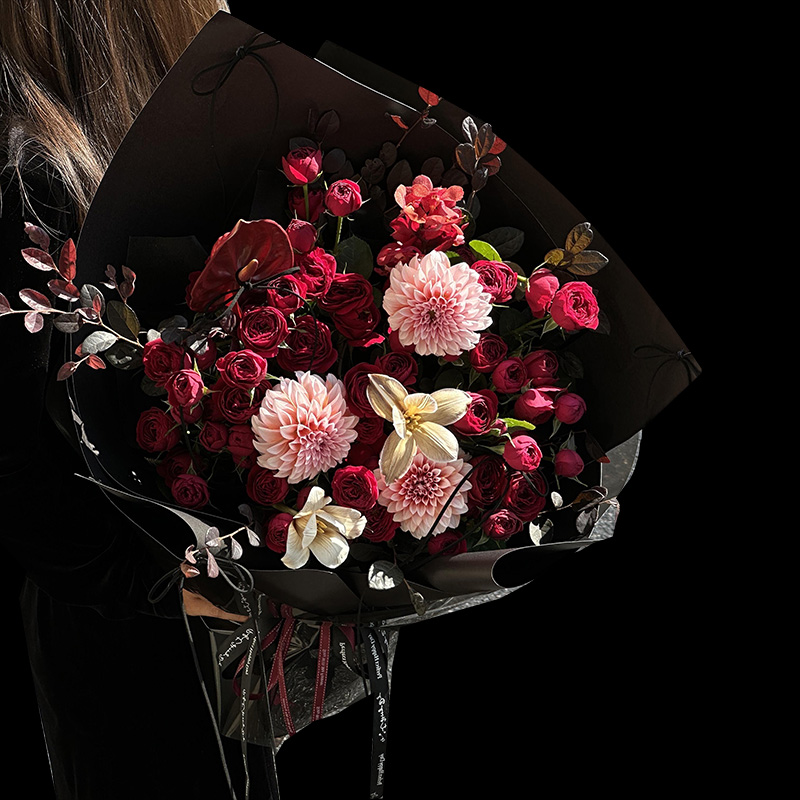 进口红蕾丝玫瑰生日表白求婚鲜花束杭州北京上海成都鲜花同城配送