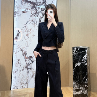 两件套套装 西裤 烫钻条纹短外套 早春上新