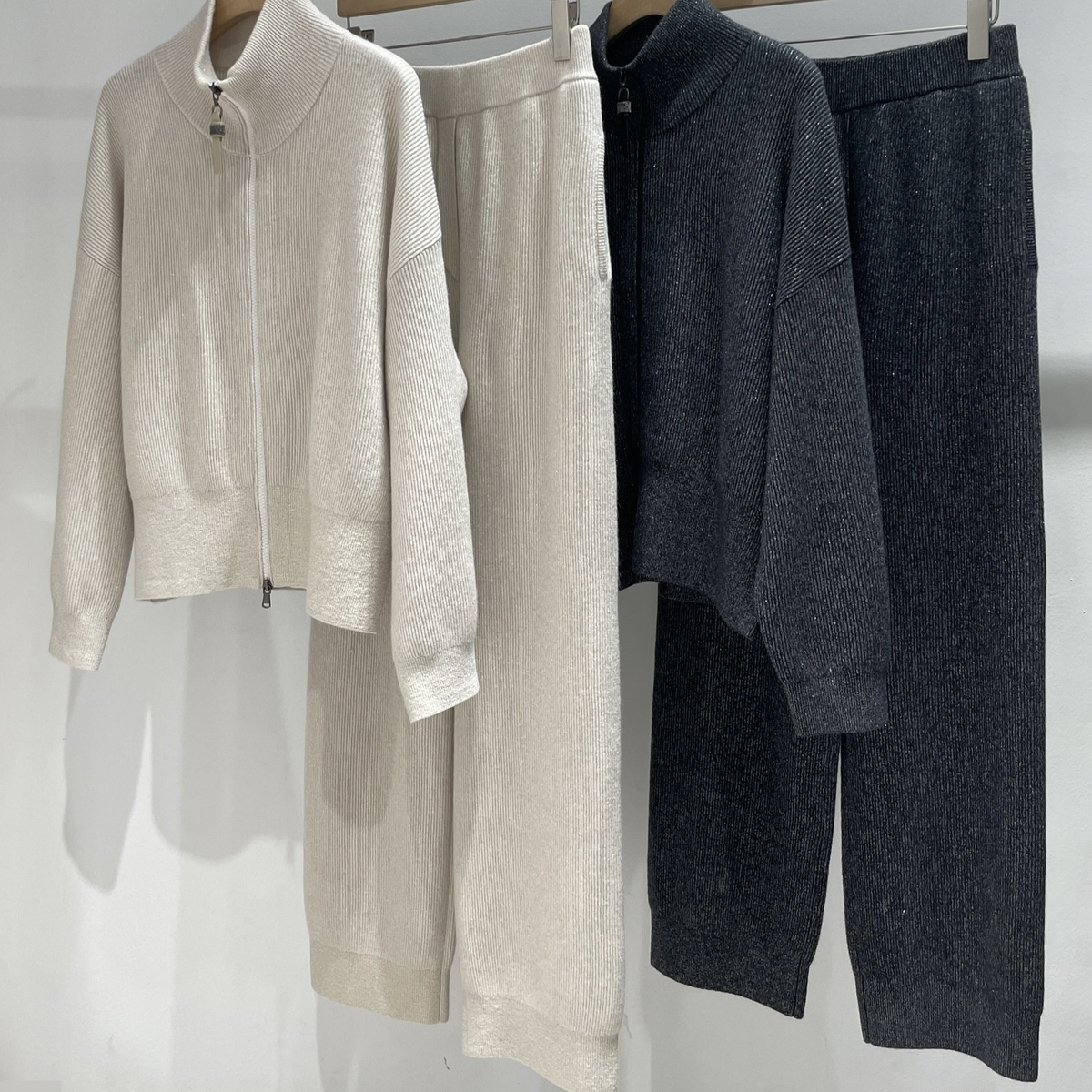 冬上新拼金线立领羊绒衫+显瘦休闲裤套装（含70%羊毛）(30%羊绒)