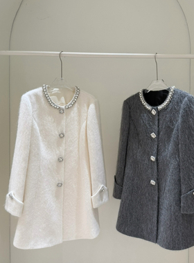 冬上新小香风马海毛珍珠领口设计感毛呢大衣