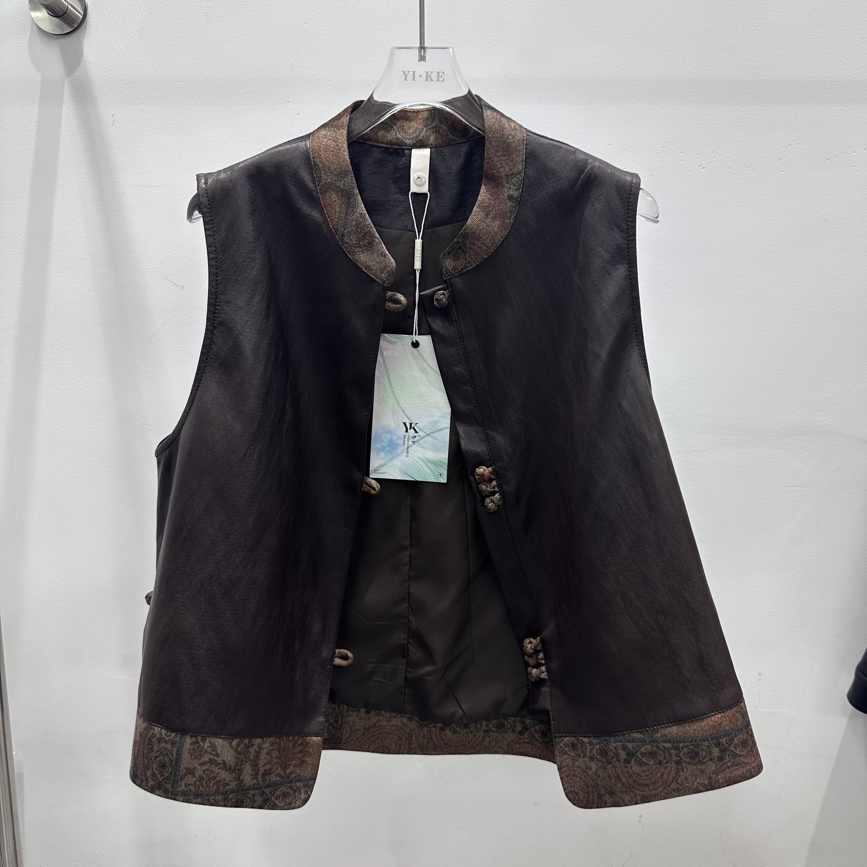 26B822专柜正品新款秋季女装修身显瘦大码妈妈装中长皮马甲外套22