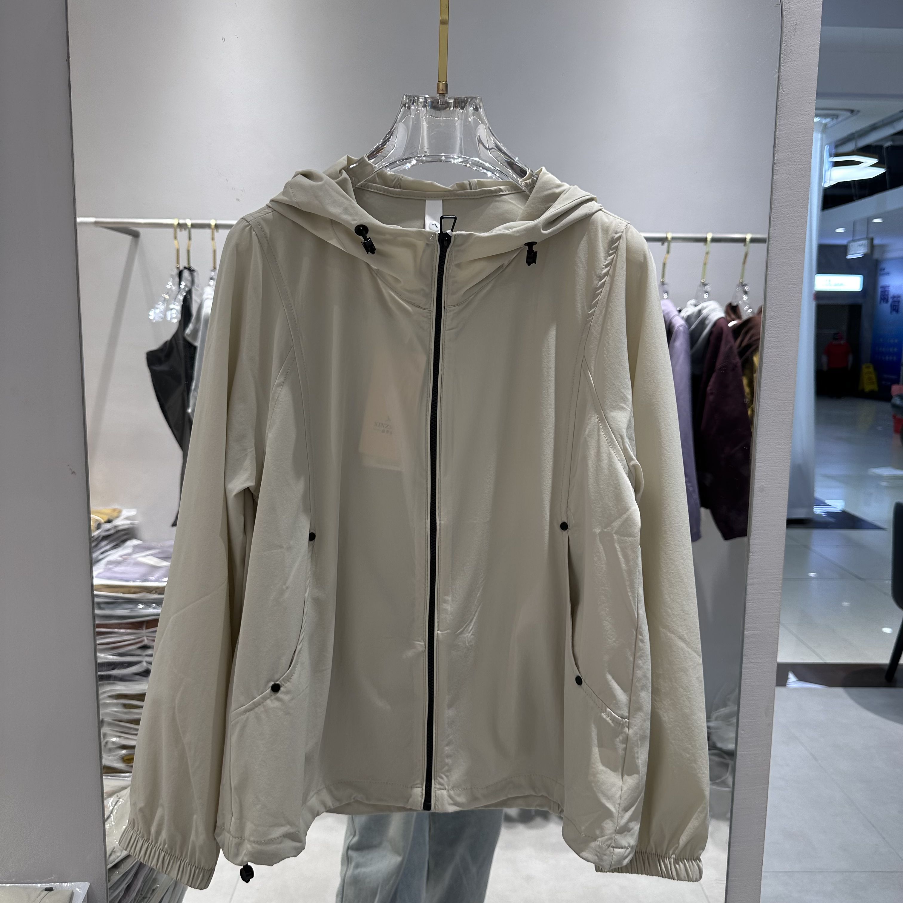 鑫姿彩2608专柜正品新款春夏季女装时尚单层妈妈装防晒服外套AA