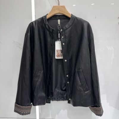 凯依娜2026A-02专柜正品新款春季女装时尚圆领短款显瘦皮衣外套02