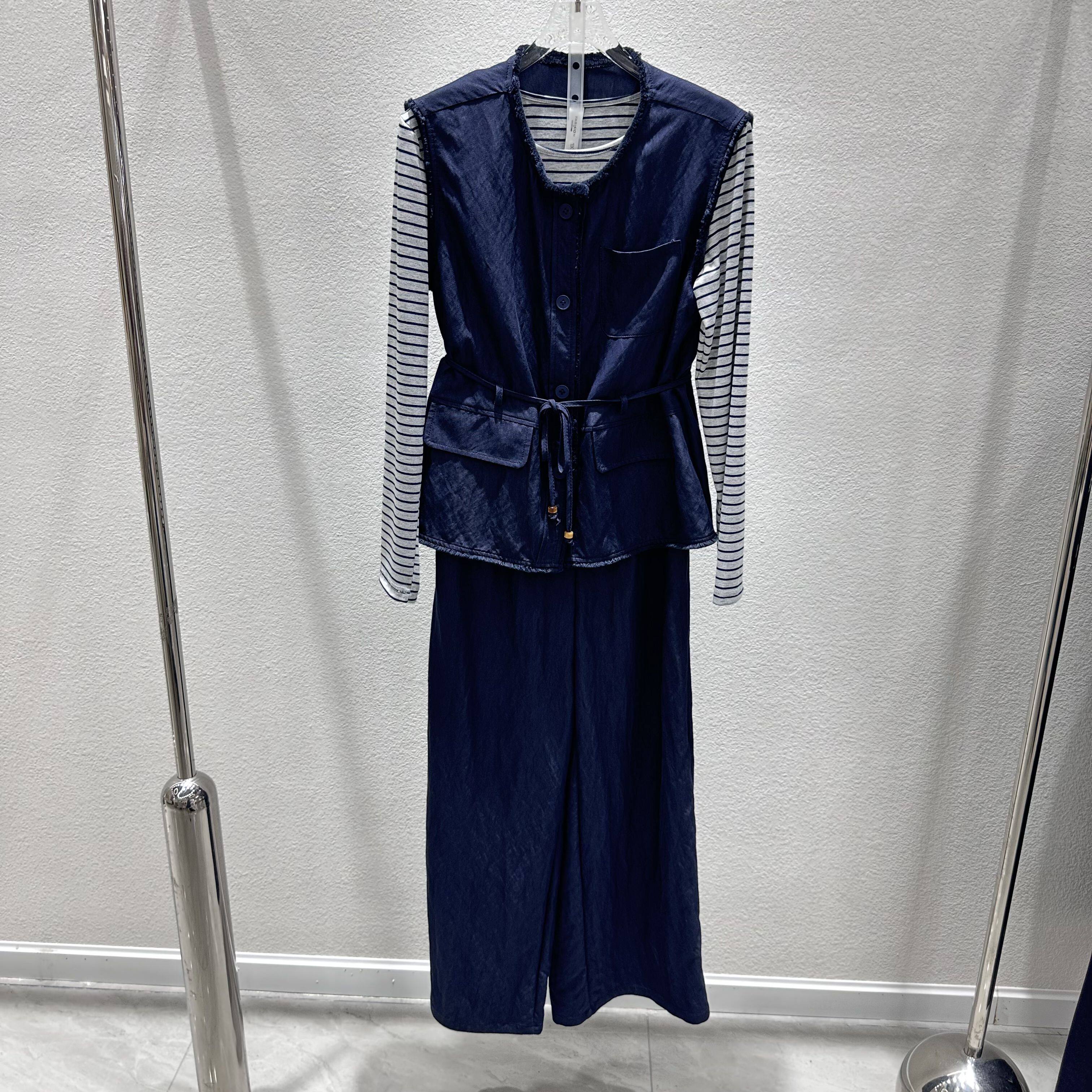 鑫依秀2503专柜正品新款秋季女装马甲+条纹T恤+裤子三件套妈妈装