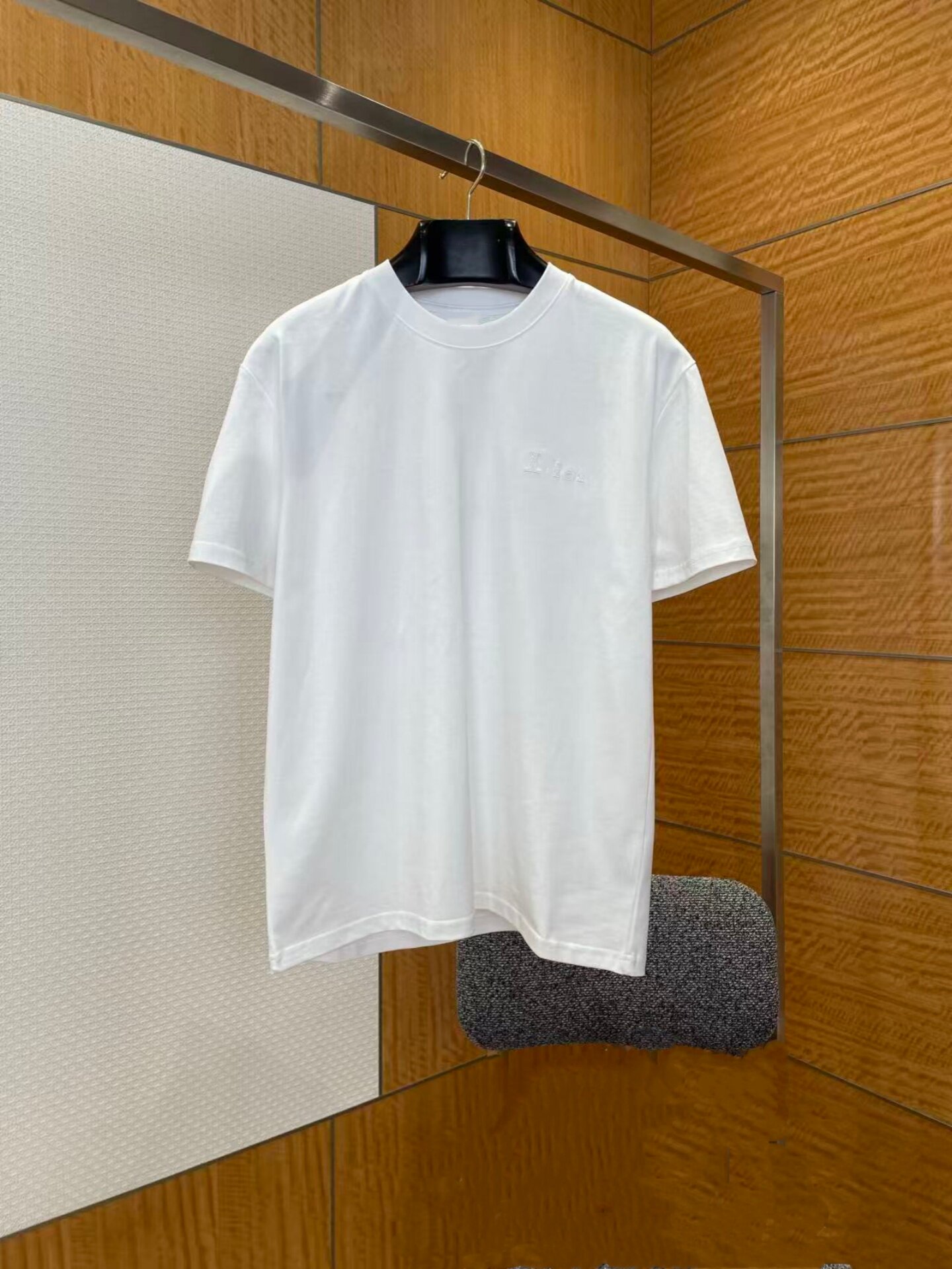 thumbnail for iosn New High Quality Combed Cotton Anti-Pilling Crew Neck Short Sleeve T-Shirt Men's and Women's Simple Letter Embroidered Top