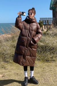 档口现货主推两色撞色拼接长款羽绒服 标90绒266-7716图片