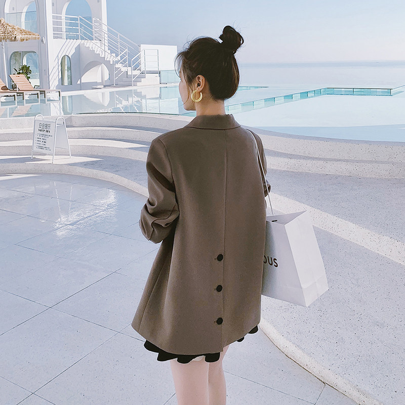 档口现货 2021新款 特色后背三粒扣 咖色西装266-6623-P110K168图片